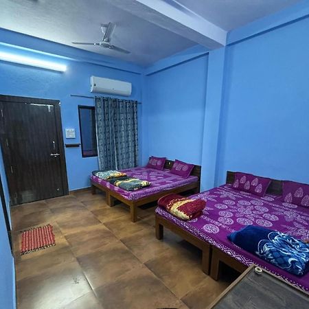 Hotel Shri Kunj Ujjain Bagian luar foto